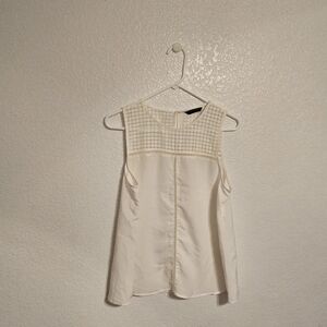 Banana Republic Cream Sleeveless Blouse